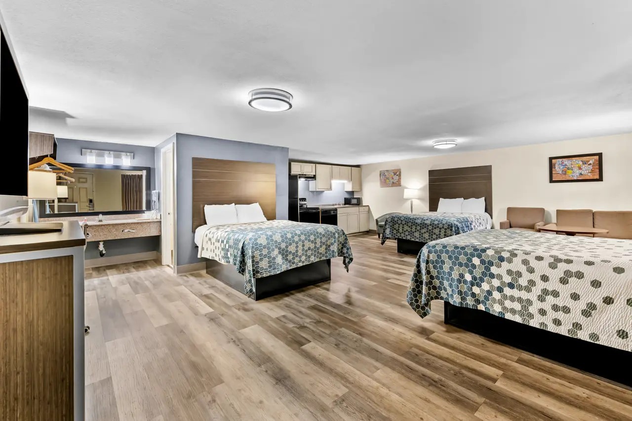 Thumbnail of Suite at Econo Lodge Kingsport East